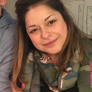 Meet your Posher, Dina